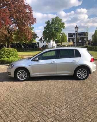 Volkswagen Golf cena 44000 przebieg: 198600, rok produkcji 2016 z Słupsk małe 67